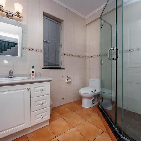 בית הארחה Rainbow מדלנה