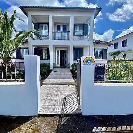 Guest house Rainbow Madalena (Azores)